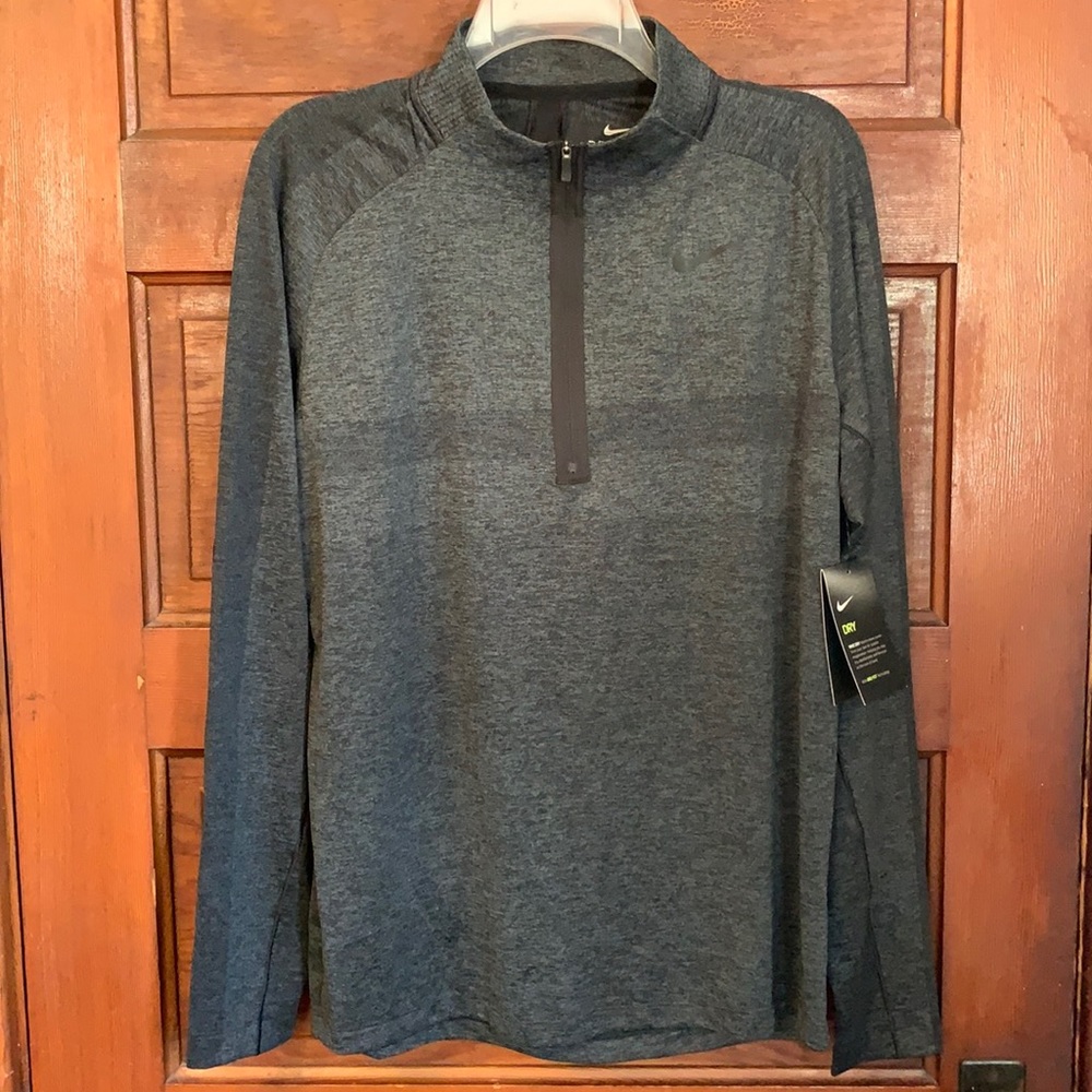 Nike Dri Fit mens quarter zip NWT